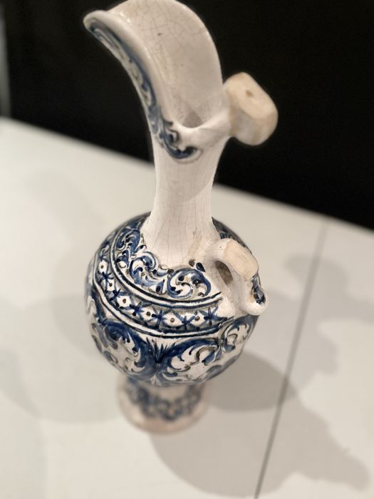 Jarao antigo  pintado á mao