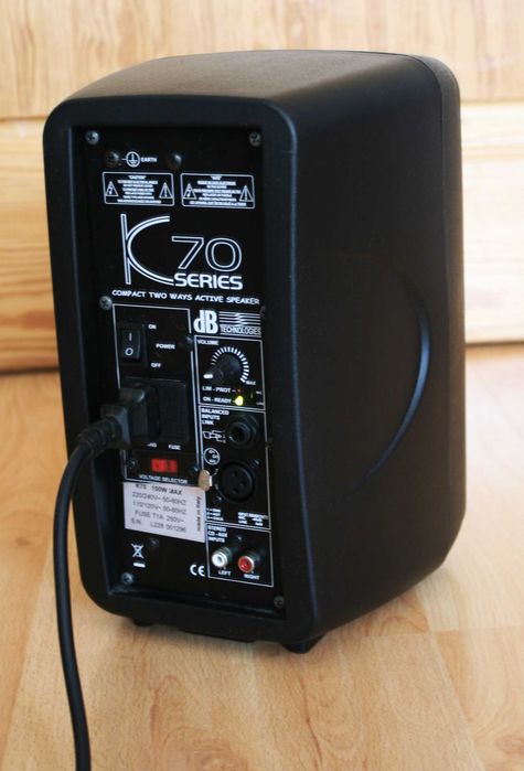 Wzmacniacz kolumna Aktywna dBTechnologies K70 głośnik RCA