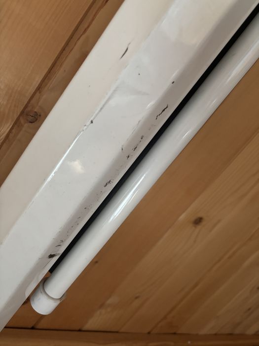 Elektryczny ekran do zrzutnika