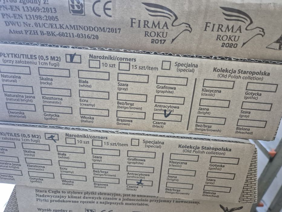 Czarna cegła na ścianę lub elewację