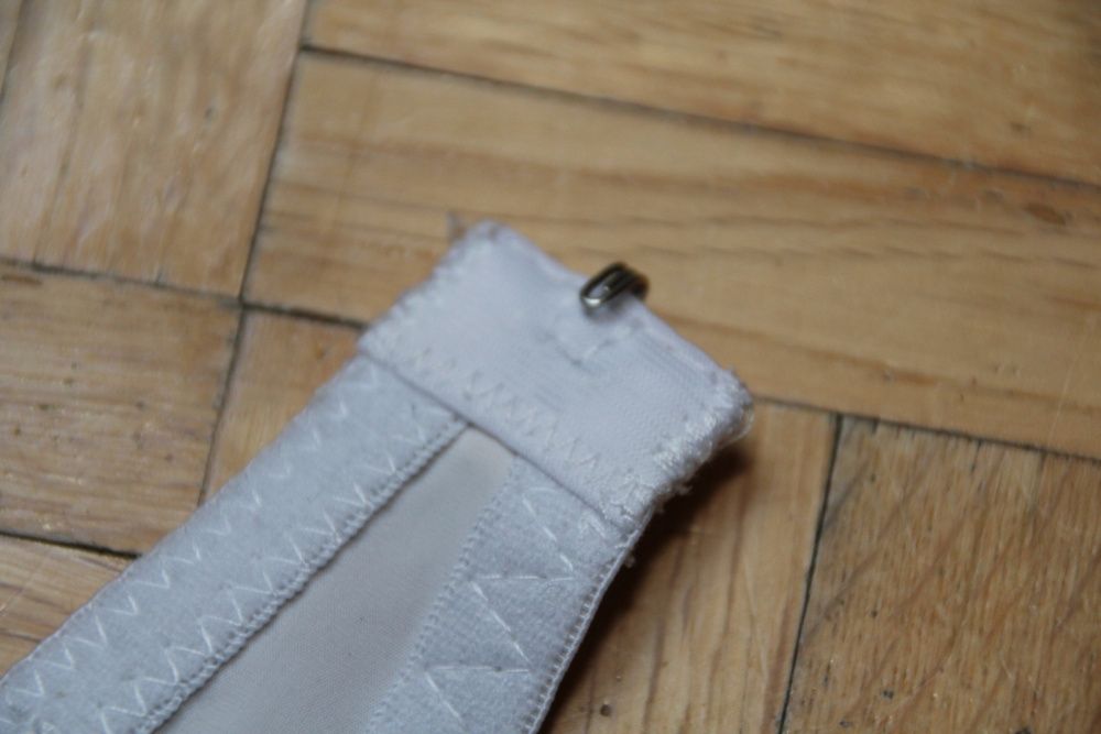 Biustonosz 75B, bialy, PushUp