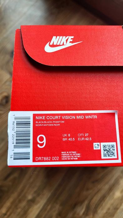 Buty młodzieżowe Nike rozm.42.5