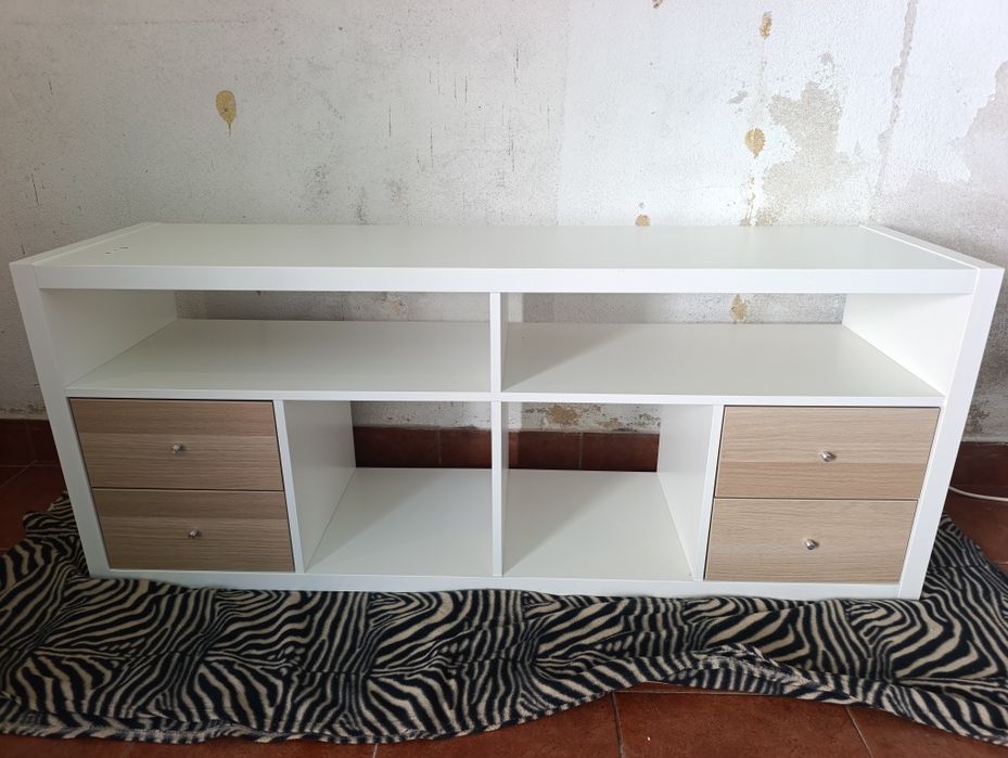 Móvel kalax Ikea com gavetas