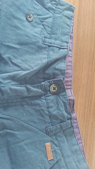 Calcoes novos da ted baker para 14 anos.