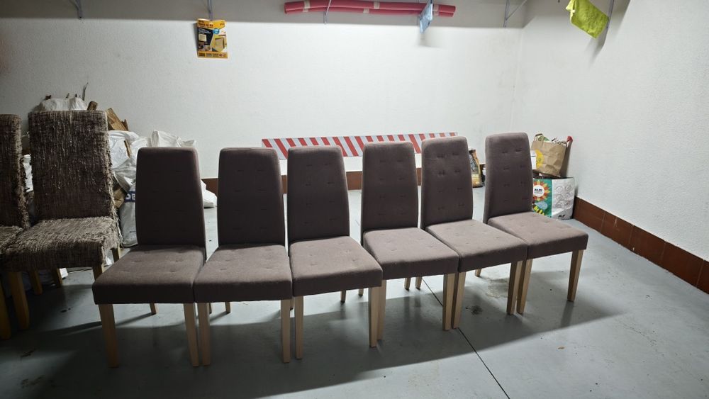 Cadeiras em bom estado
