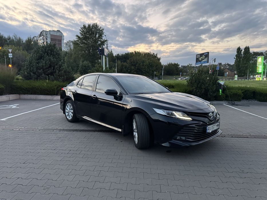 Toyota camry 70