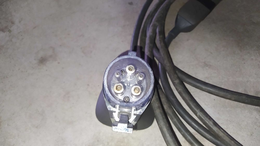 Зарядний пристрій для електромобіля Charge Amps Type2