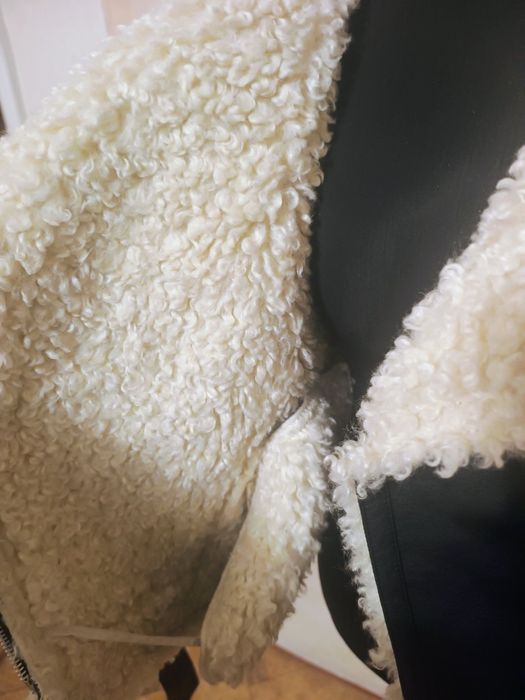 Дубленка женская .