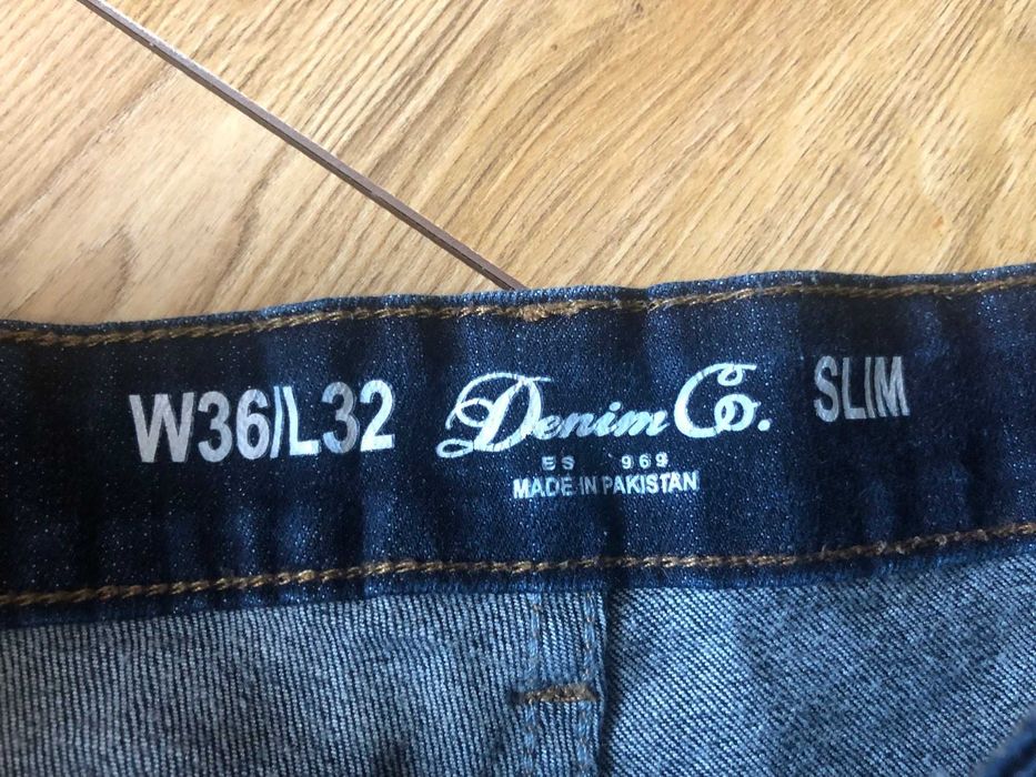 Spodnie męskie dżinsy elast Denim Co. W36/L32 granat 45zł