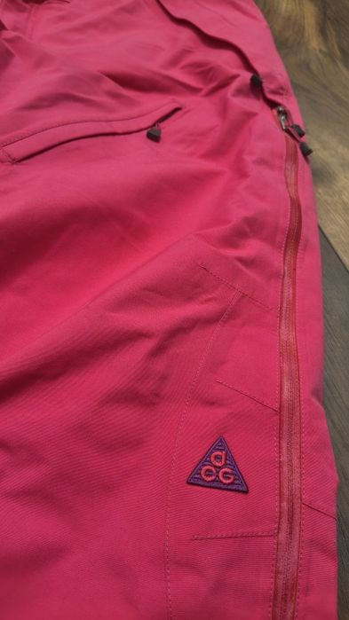 Spodnie Nike Gore-Tex na snowboard narty