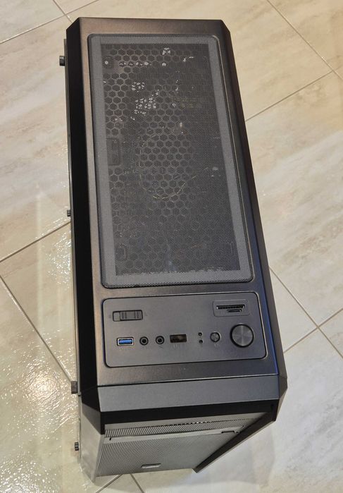 Komputer i5-7500 / 16 GB RAM / GTX 1060 3GB / SSD + HDD