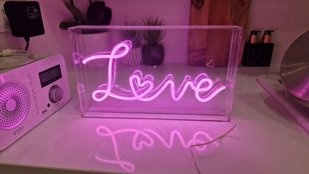 Caixa acrílica sinal luminoso cor de rosa