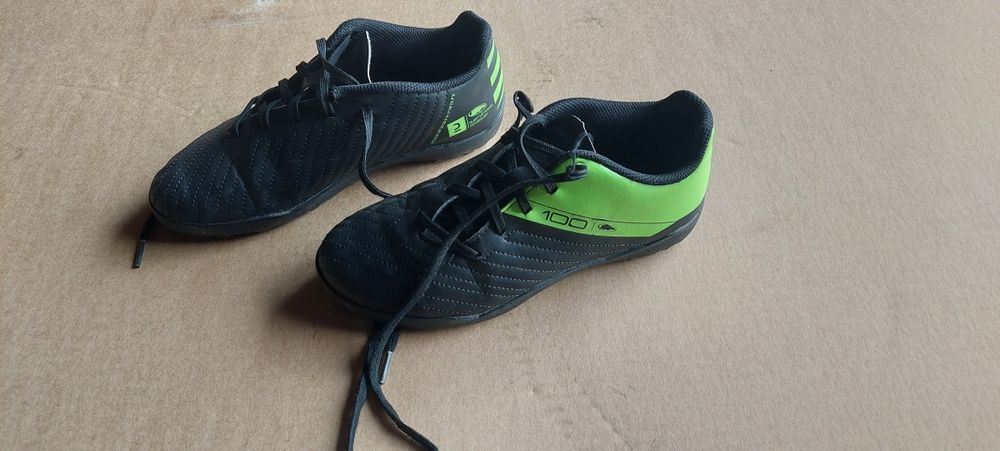 Buty Turfy r 35 Kipsta