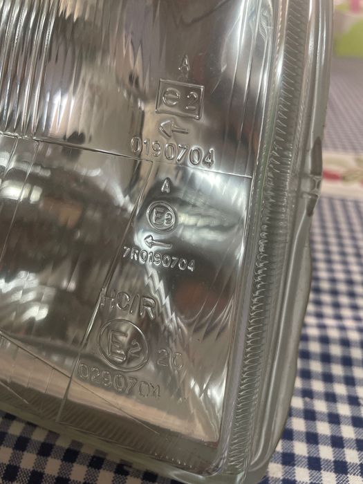 Faróis de Renault Express 1993