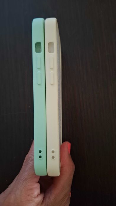 Capas de silicone para iPhone 13/14 (6,1") Novas