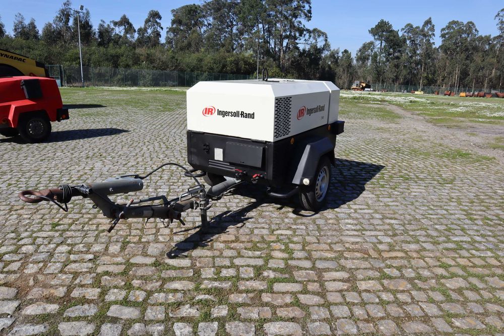 2006 Ingersoll-Rand 7/41 Compressor de Ar Rebocável