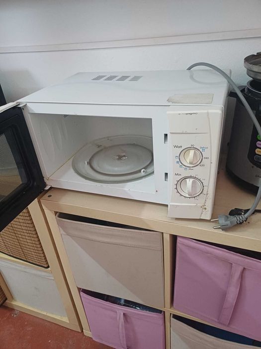 Micro-ondas LG Grill WAVEDOM