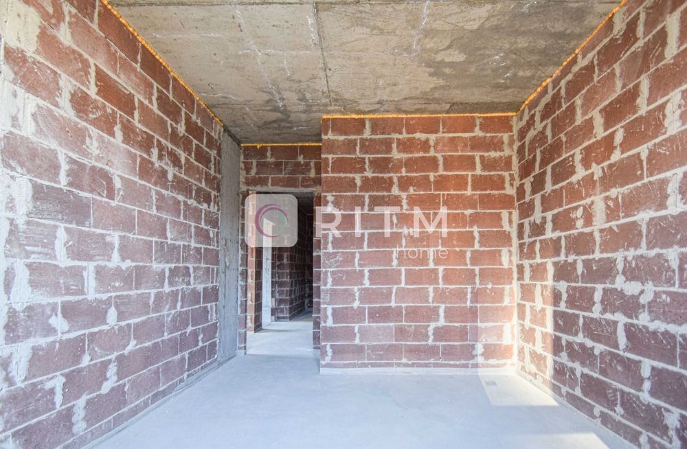 Простора 2-к квартира 64.4 м² у зданому ЖК "Варшавський Deluxe"