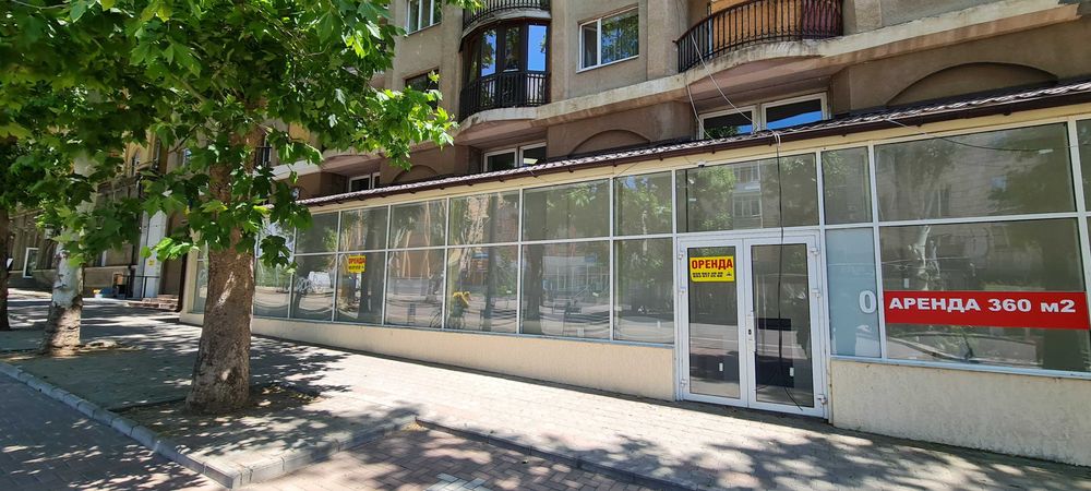 Оренда цокольного приміщення 416кв.м, ріг Соборна/Вадима Благовістного