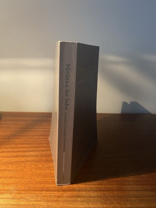 Mecânica dos solos Volume 1 de Manuel de Matos Fernandes