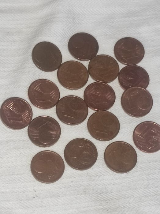 Moedas de Dois Cêntimos e de Um Cêntimo Estrageiras