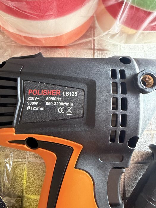 Maquina de polir + acessórios