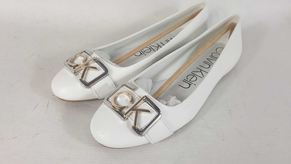 Calvin Klein Baleriny B4E7920 r. 39