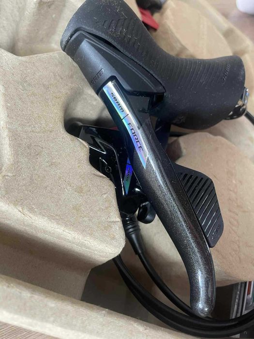 Nowy Zestaw hamulcowy Sram Force AXS D2 Klamki Zaciski Gravel