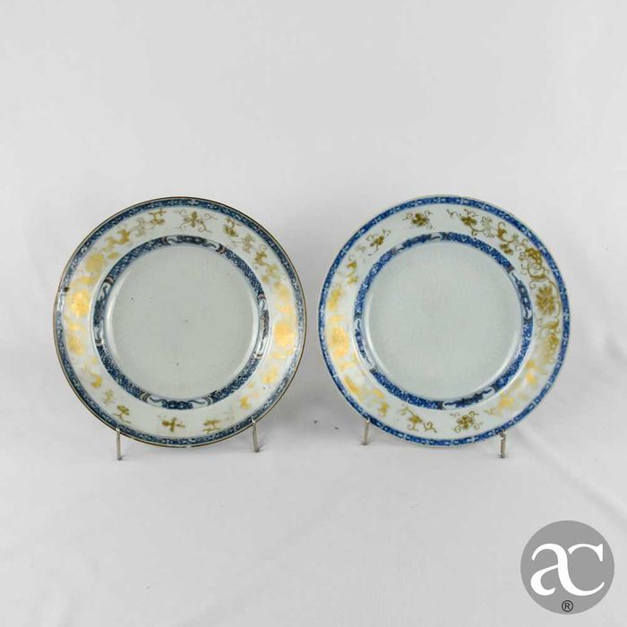 Par  Pratos China decoração bianco sopra bianco, Qianlong séc XVIII n2