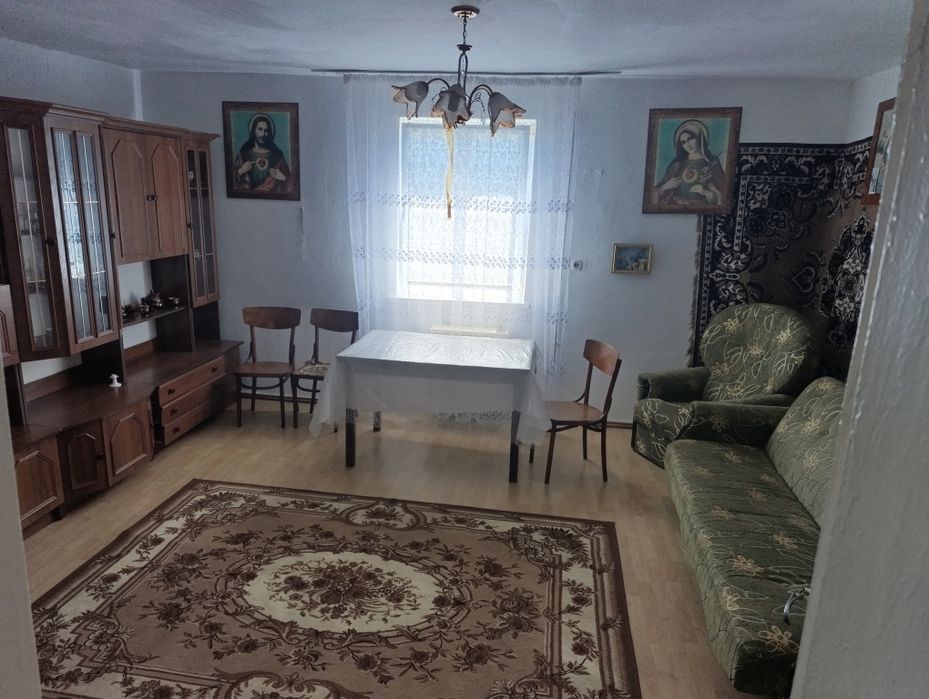 Продам Будинок  в  селі Санники