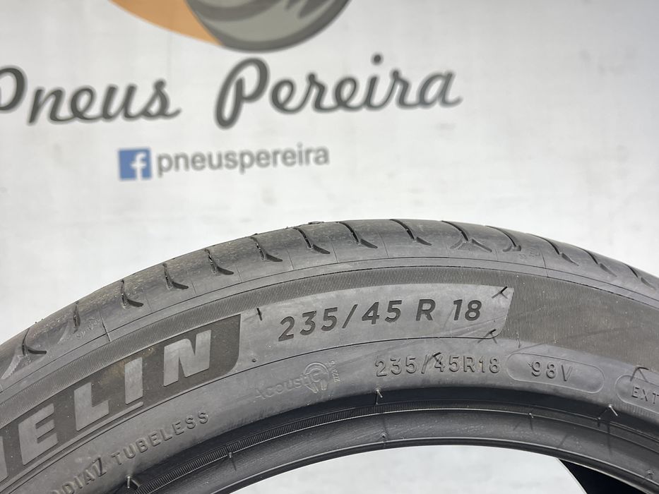 Pneus 235-45r18 Michelin como novos