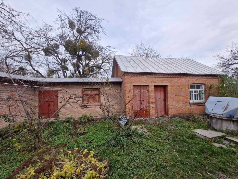 Продаж будинку у селі Дашківці