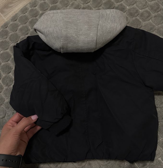 Продам куртку,бомбер, вітрівка Zara