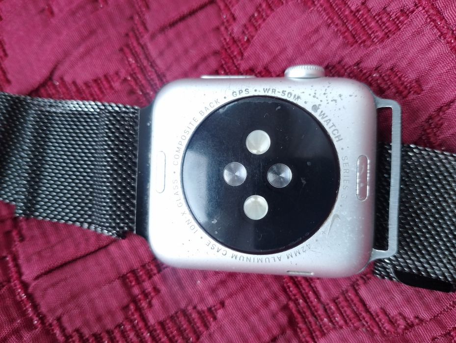 розумний годинник Apple Watch Series 3 42 мм
