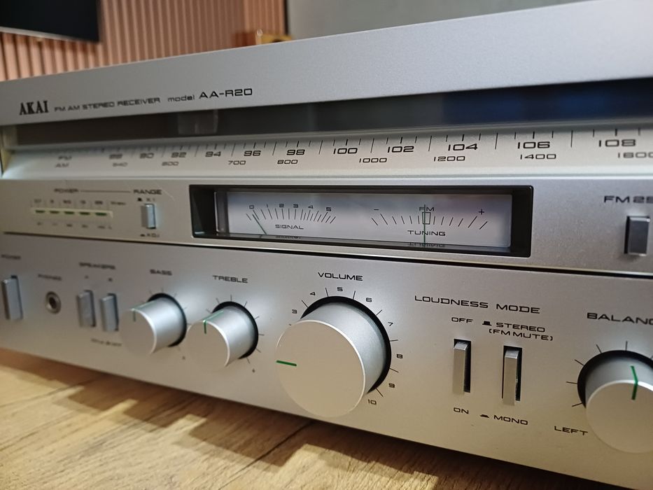 AKAI AA-R20 amplituner vintage