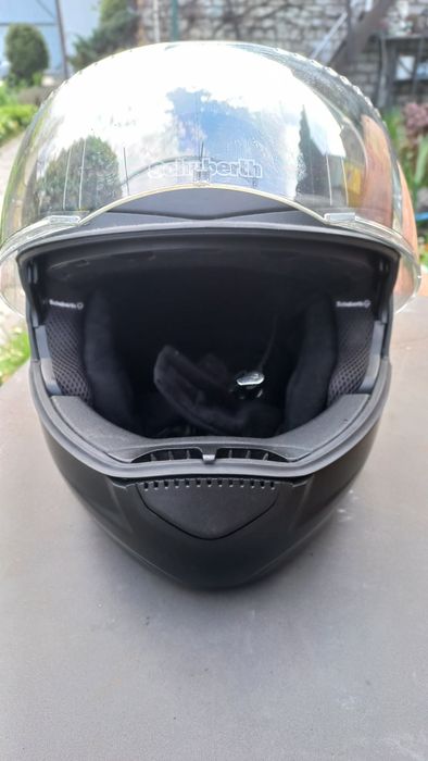 Мотошолом  Schuberth