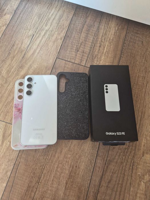Samsung galaxy  s23 fe stan idealny