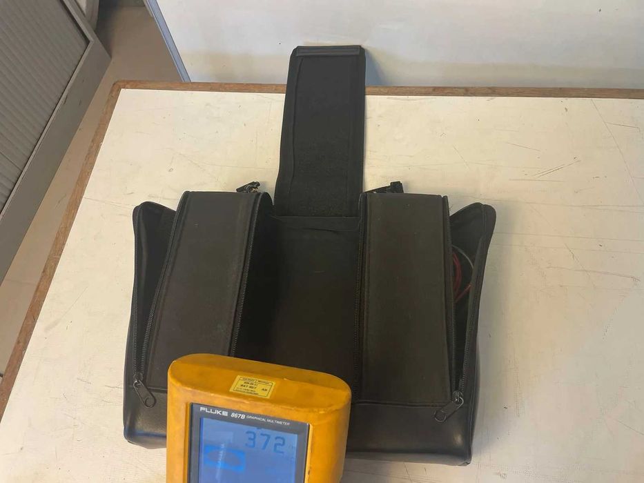 Multímetro FLUKE - 867B