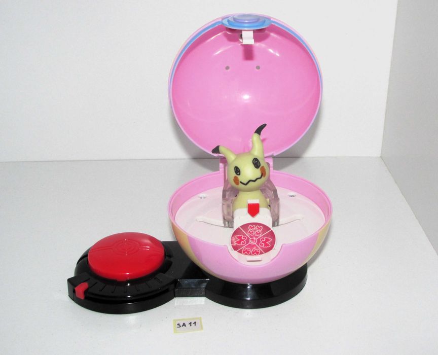 Mimikyu + Sana Ball Pokémon Surprise Attack Game, SA11