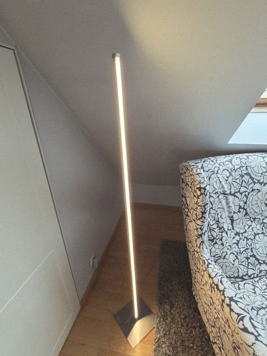 Lampa led 150 cm