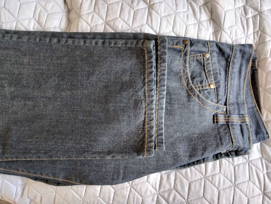 Męskie spodnie jeansowe rozm 33,  długość 110cm, pas 88