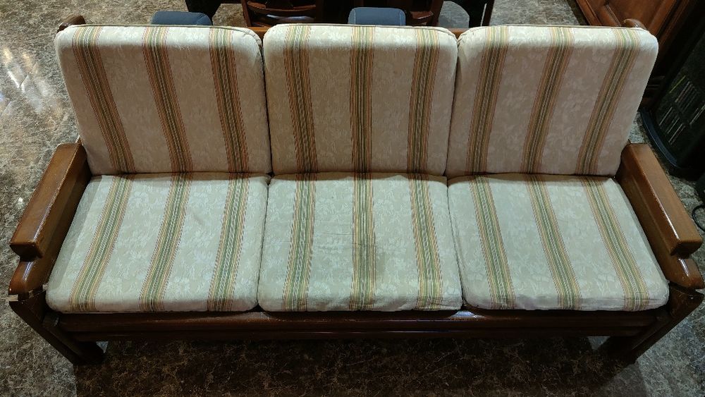 Conjunto sofás sala