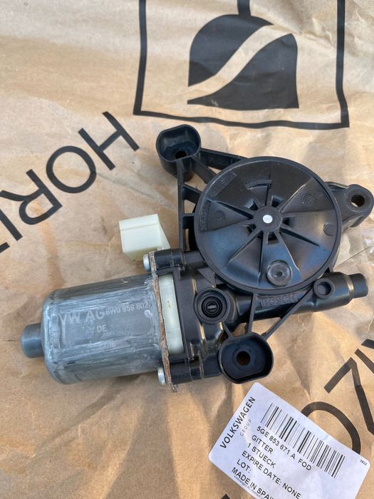 Стеклоподъемник мотор Volkswagen