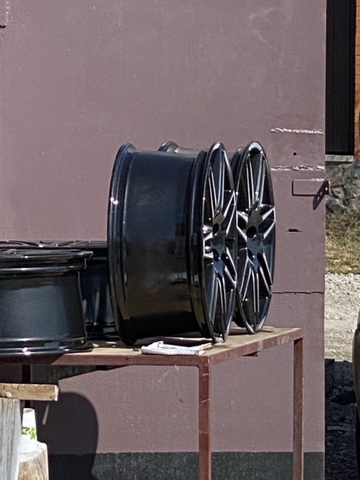 Шиномонтаж. Ремонт колісних дисків. Порошкове фарбування