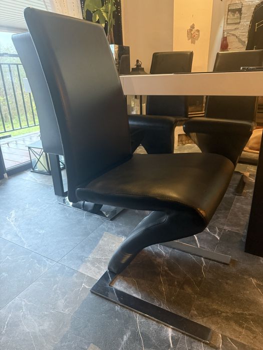 Krzesla eko skóra solidne