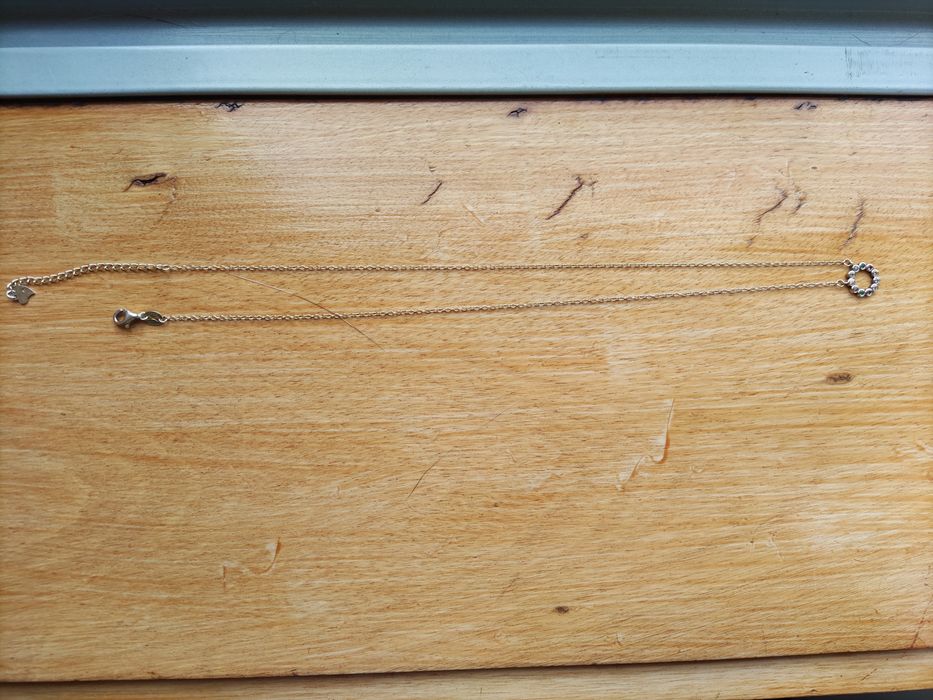 Colar com um pendente redondo Stone by stone