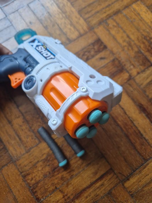 Pistola de brincar Xshot