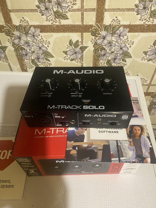 Звуковая карта M-Audio M-Track Solo / Аудиокарта для гитары, вокала, стримов
