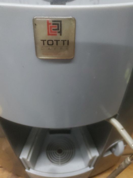 Кофеварка капсульная Totti caffe с капучинатором