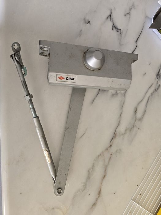 Mola para porta Cisa
